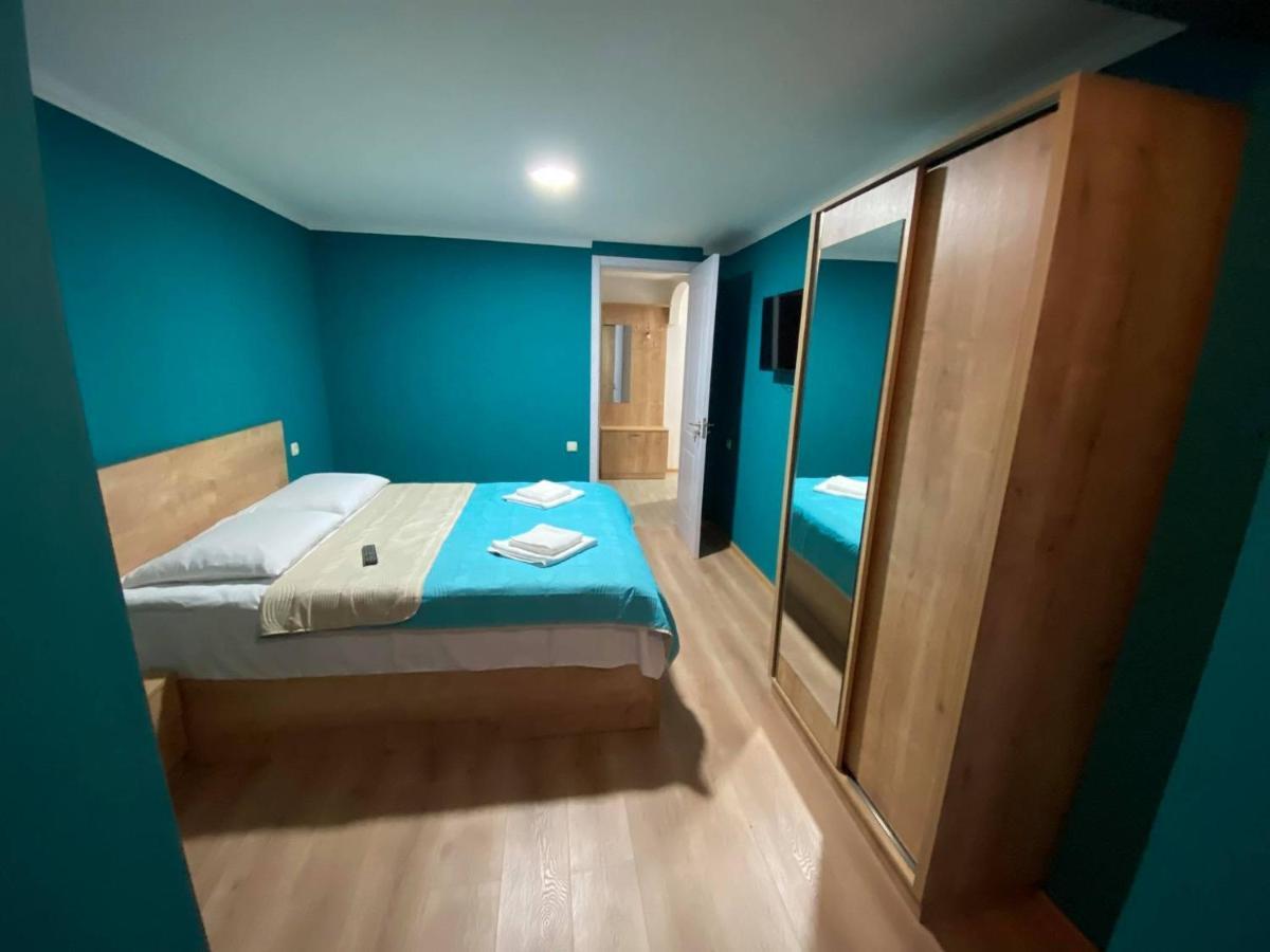 Kazbegi Apartment ภายนอก รูปภาพ