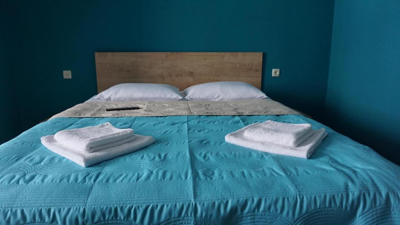Kazbegi Apartment ภายนอก รูปภาพ