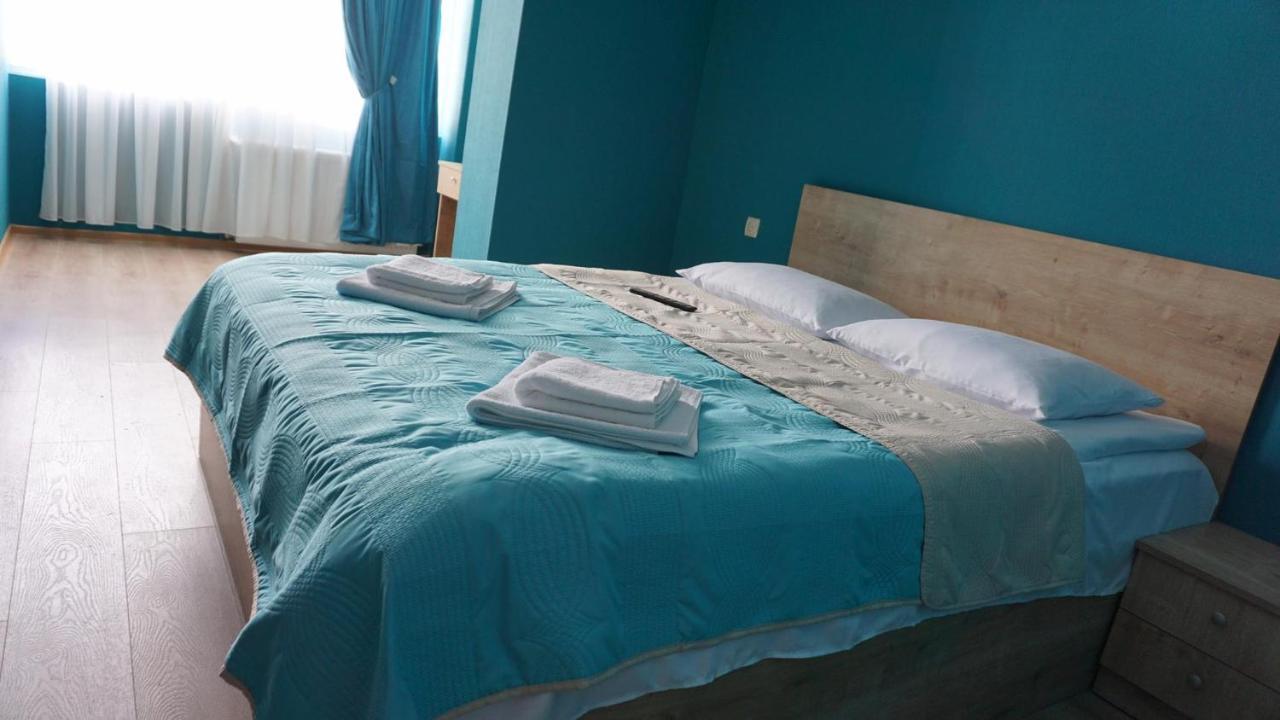Kazbegi Apartment ภายนอก รูปภาพ